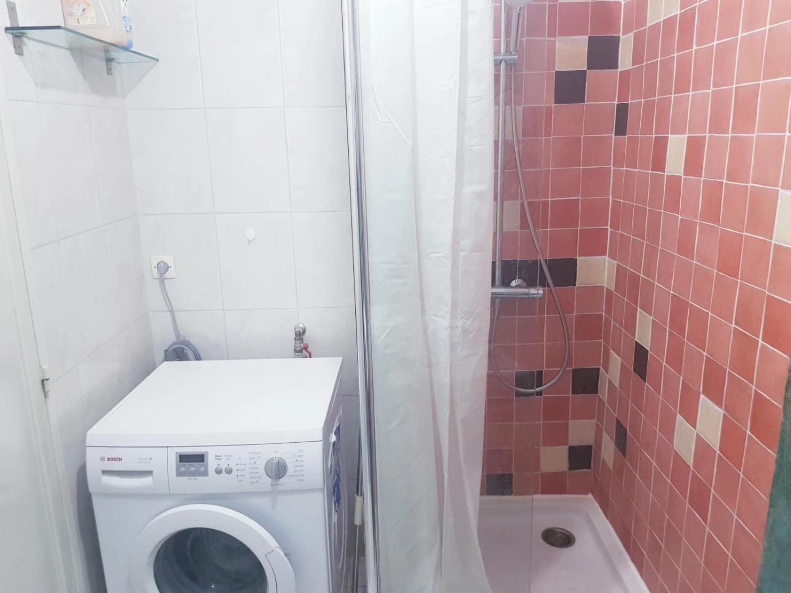 Chambre Famille D'Accueil Entre Paris Et Disney Douze Minutes Centre Paris Quinze Euros De Plus Pour Frais De Menage Neuilly-sur-Marne Exteriér fotografie